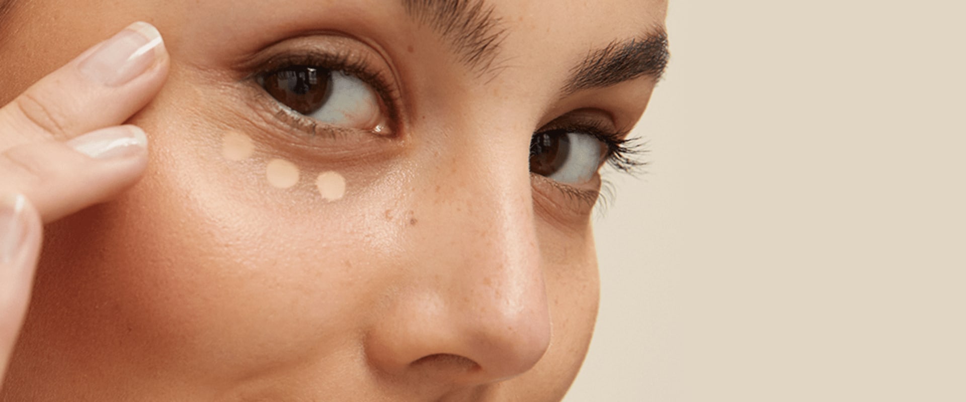 Quanto spesso dovresti fare il trattamento della zona degli occhi?